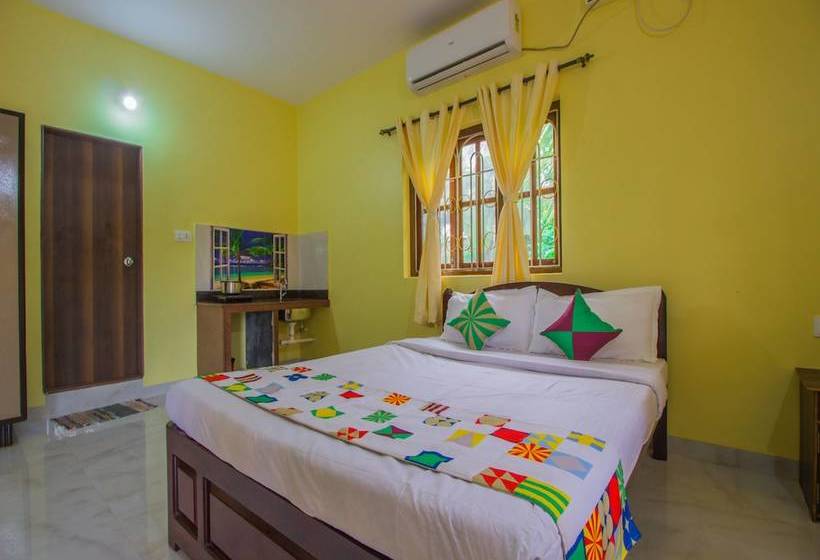 Hotel Oyo 16401 Home Colorful Studio Calangute Beach