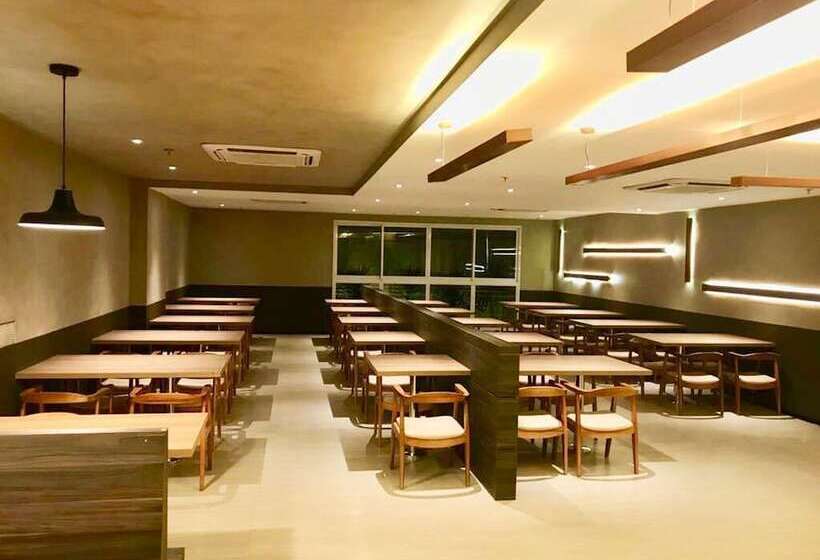 Hotel Promenade Soho Campos Dos Goytacazes