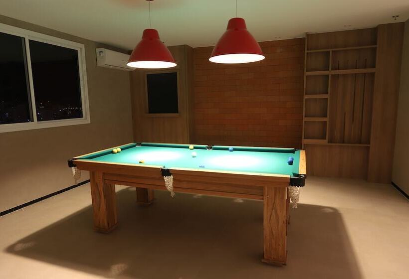 Hotel Promenade Soho Campos Dos Goytacazes