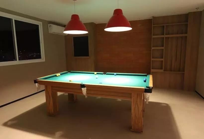 Hotelli Promenade Soho Campos Dos Goytacazes