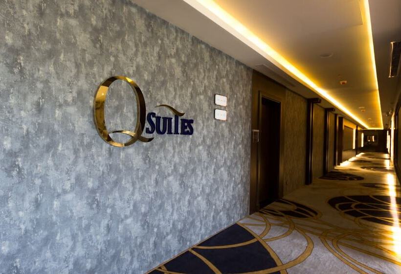 ホテル Q Suites Jeddah By Ewa
