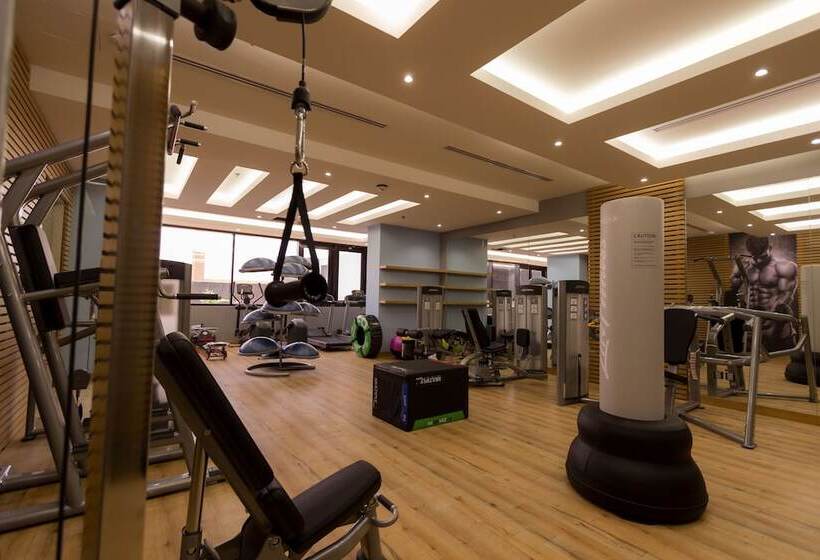 ホテル Q Suites Jeddah By Ewa