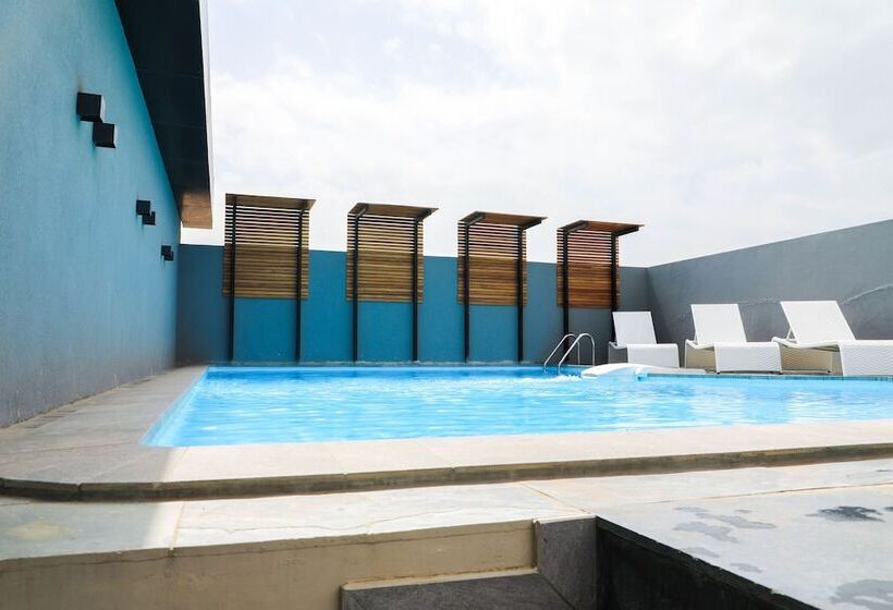 ホテル Q Suites Jeddah By Ewa