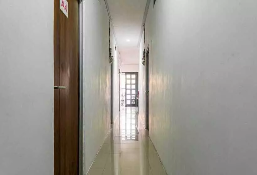 Hotelli Reddoorz @ Kebon Kacang