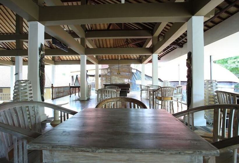 בית מלון כפרי Reddoorz @ Padma Utara