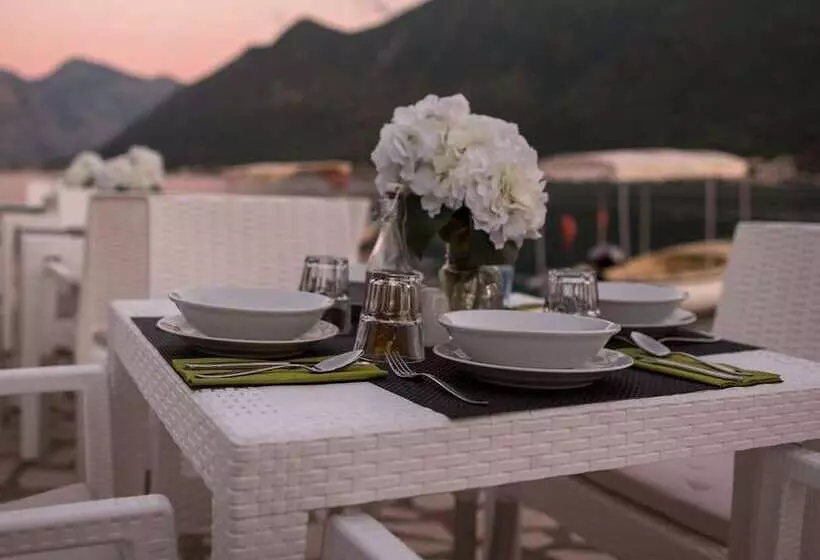 هتل Vila Perast Boutique