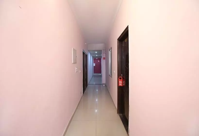 Oyo 10012 Hotel Pink City