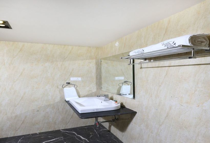 Oyo 13650 Hotel Sanandreas