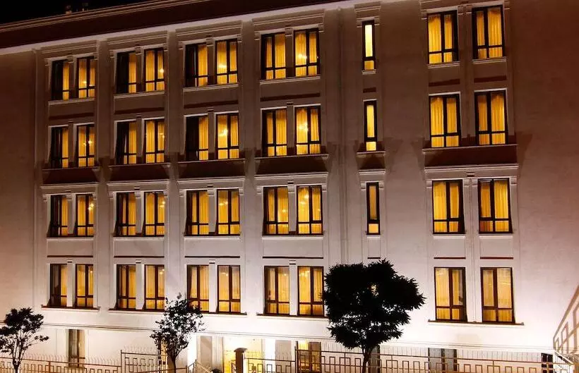 Residenssi Zin D Home Otel Cekmeköy