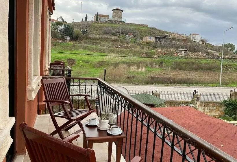 Cunda Suinn Otel