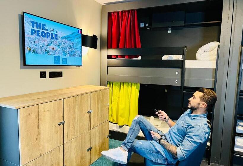 פונדק The People Les 2 Alpes