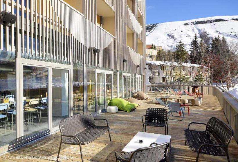 פונדק The People Les 2 Alpes