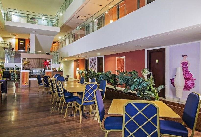 Hotel Reddoorz Plus Near Rs Pertamina