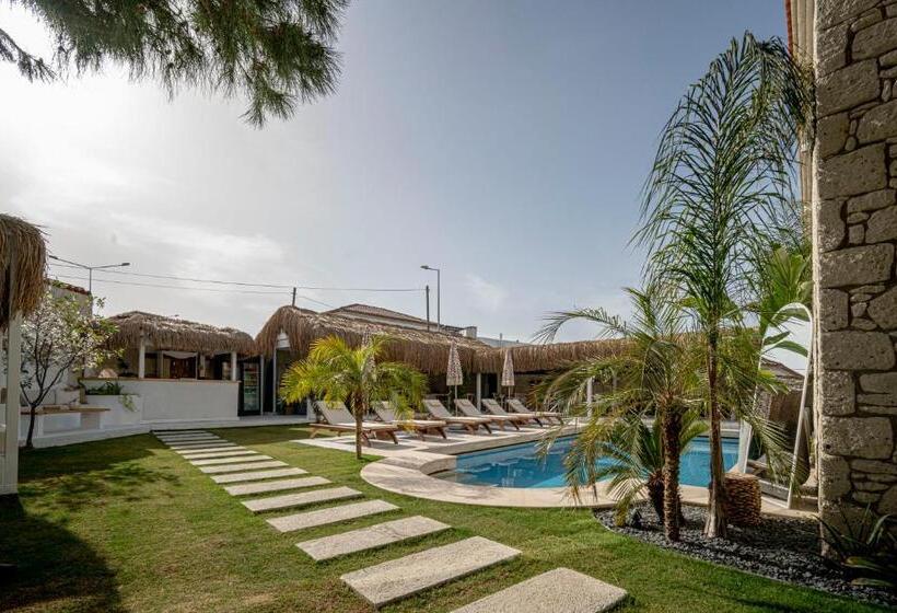 Hotel Sandal Alaçatı   Adult Only