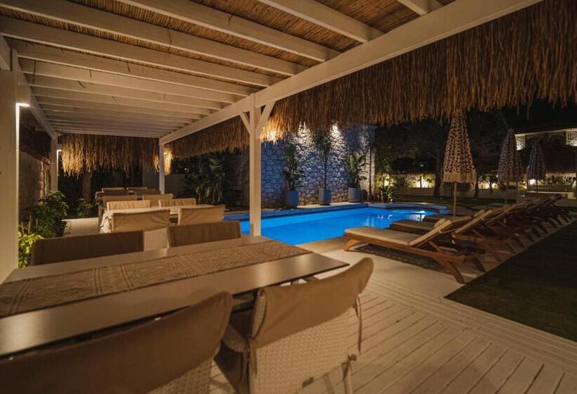 Hotel Sandal Alaçatı   Adult Only