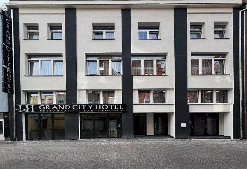 Hotelli Hi Grand City