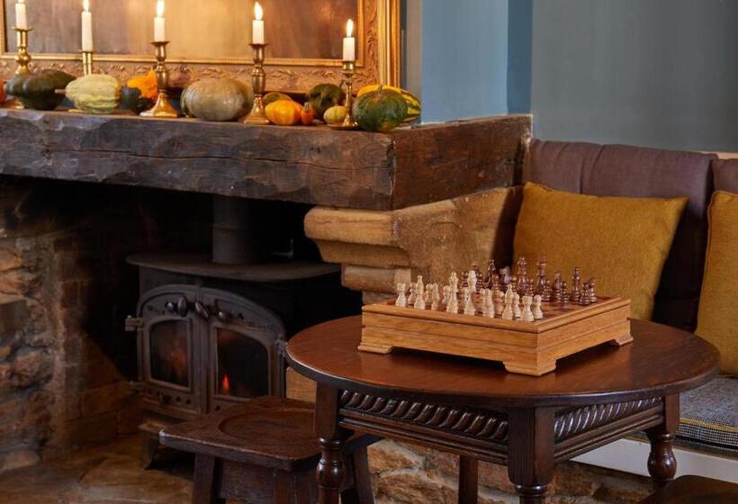 旅馆 The Queens Arms