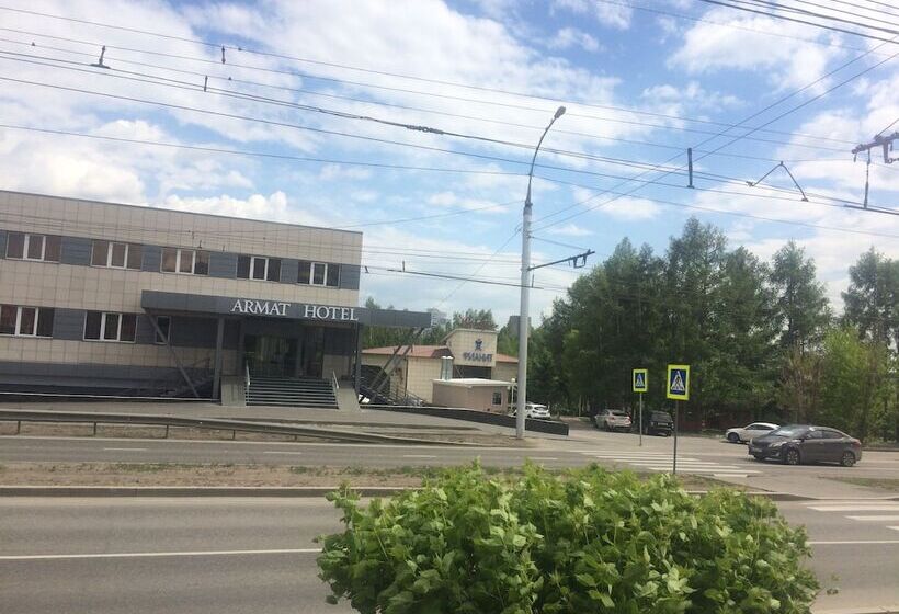 בית מלון כפרי Armat