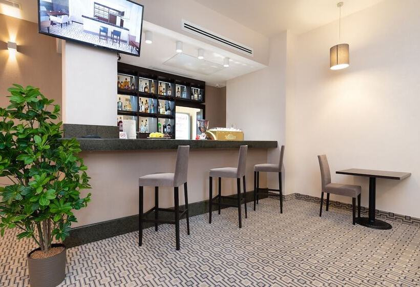 בית מלון כפרי Armat