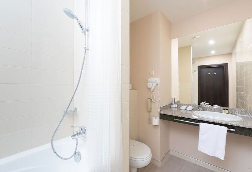 בית מלון כפרי Armat