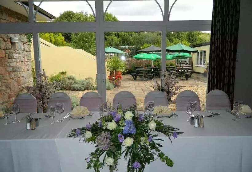 Hotelli Beambridge Inn