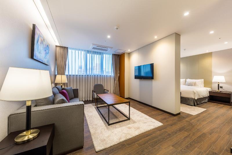 酒店 Howard Johnson By Wyndham Incheon Airport