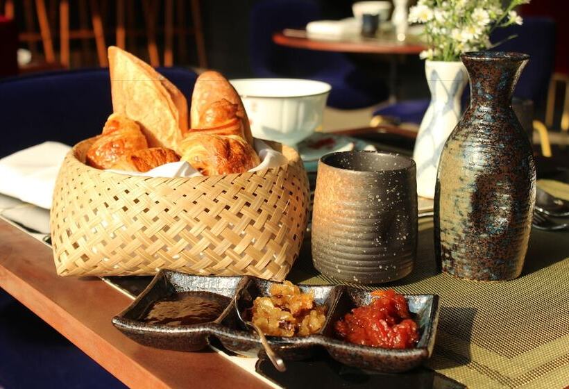 בית מלון כפרי Lao Poet