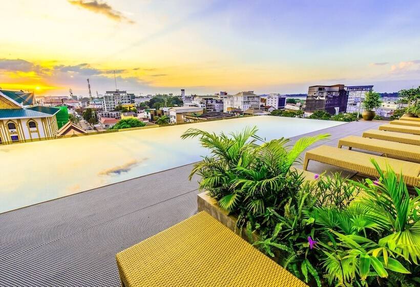 בית מלון כפרי Lao Poet