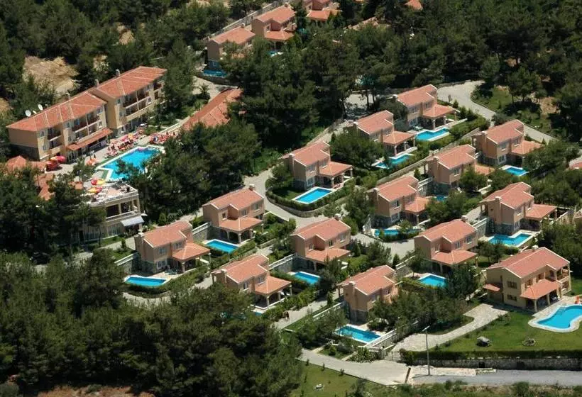 Hotelli Pine Club Apart