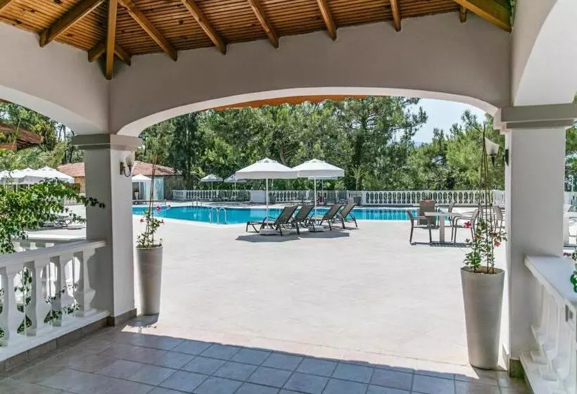 Hotelli Pine Club Apart