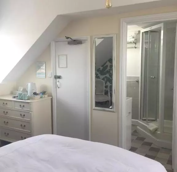 ペンション The Alendale Guesthouse