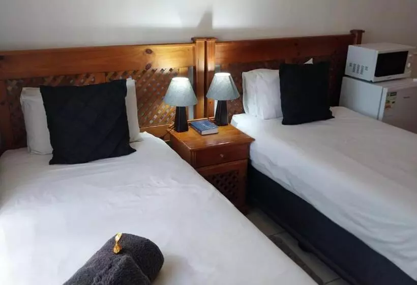 Majatalo Lily Guesthouse