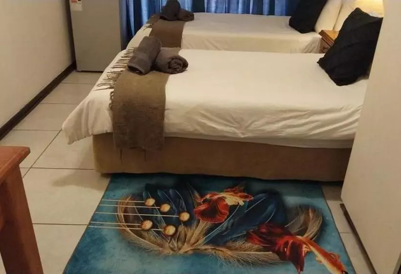 Majatalo Lily Guesthouse