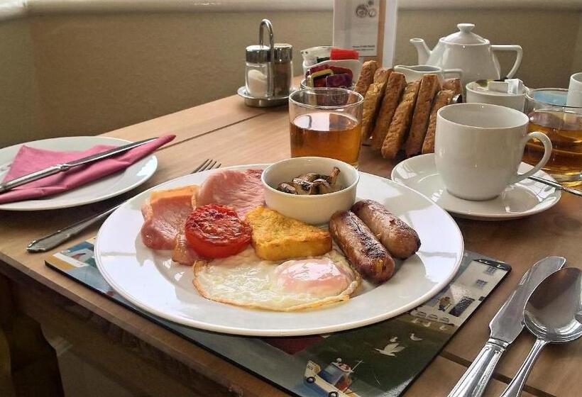 Pensione Links Side Guest House