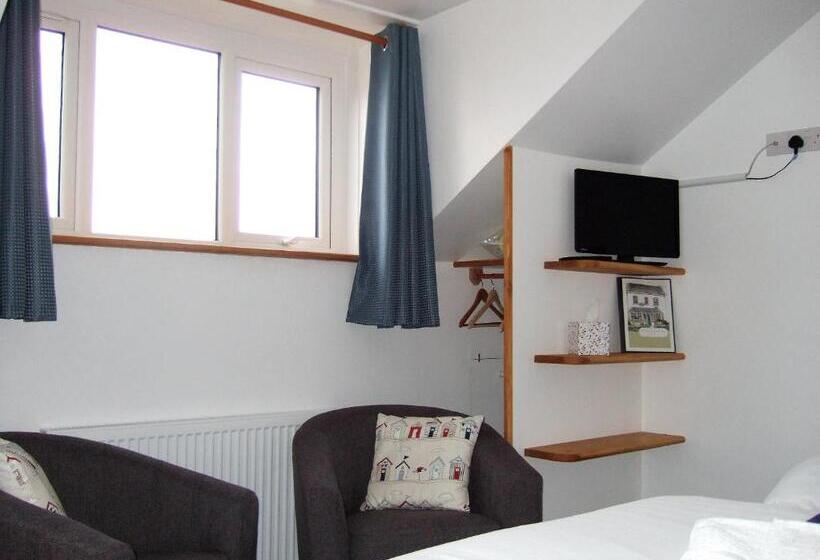 Pensione Links Side Guest House