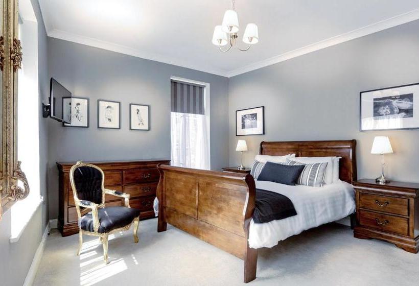 پانسیون O Neills Victorian Pub & Townhouse