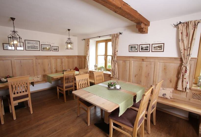 Pension Schweizerhaus Garni
