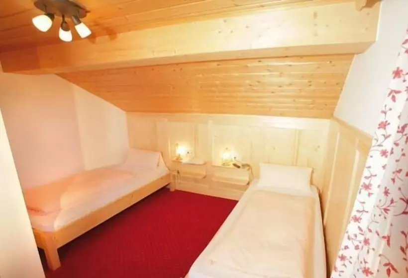 Pension Schweizerhaus Garni