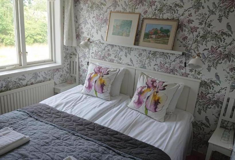 הוסטל Stf Vickleby Bo Pensionat