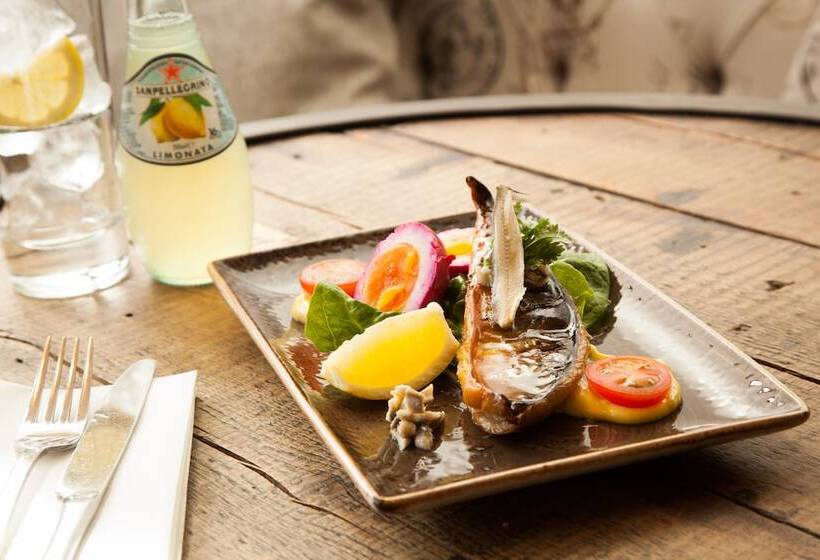 호스텔 The White Buck