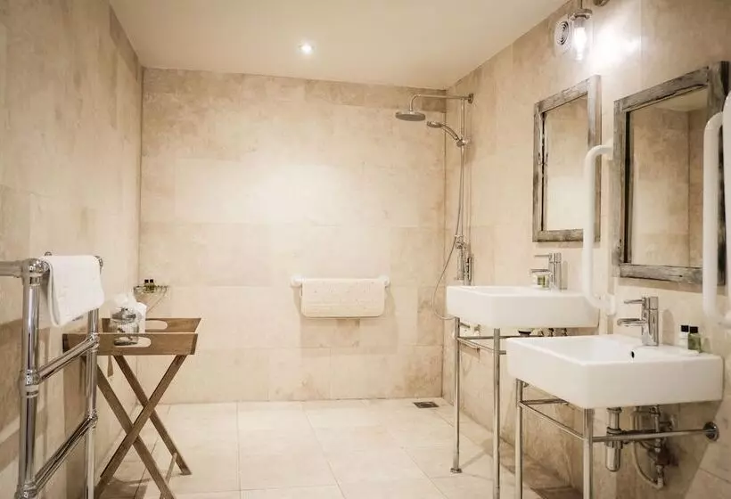 Retkeilymaja The White Buck