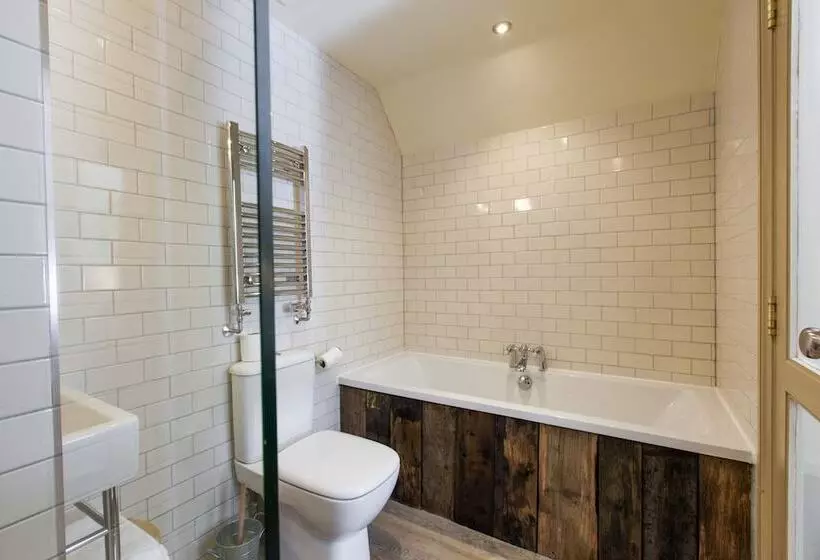 Retkeilymaja The White Buck