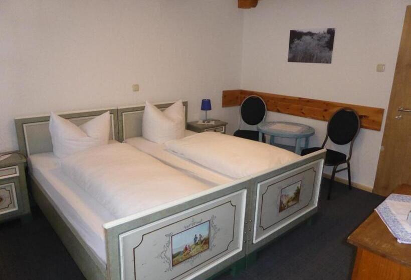 Gasthaus   Pension   Café Dörfl