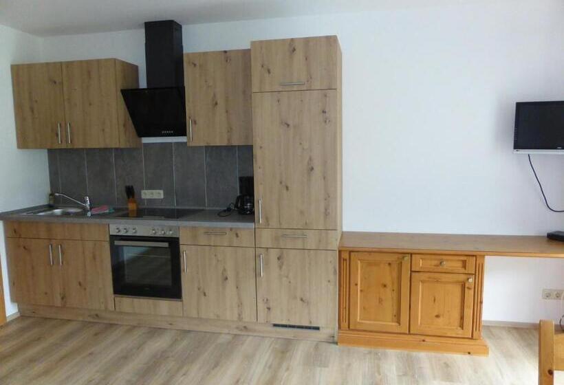 Gasthaus   Pension   Café Dörfl