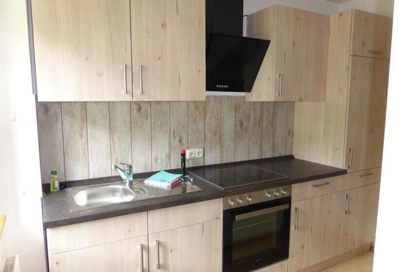 Gasthaus   Pension   Café Dörfl