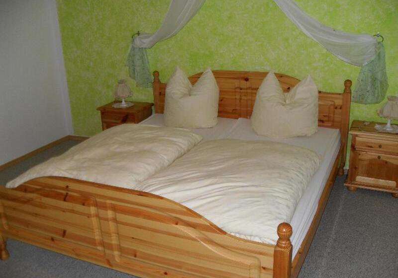 Gasthaus   Pension   Café Dörfl