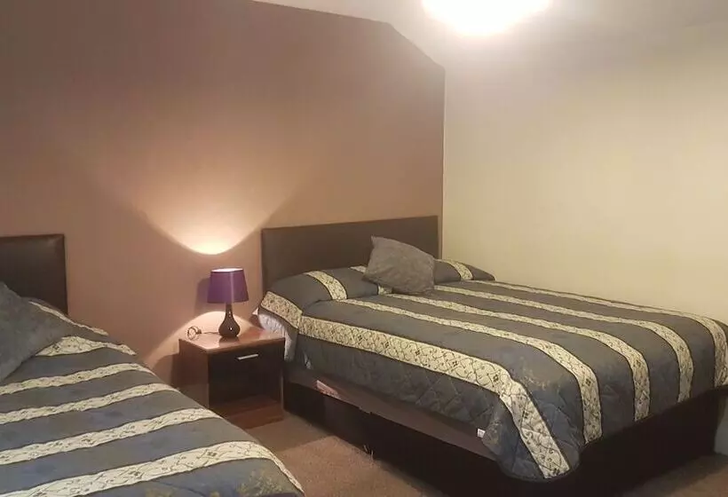 ペンション Arman Lodge House