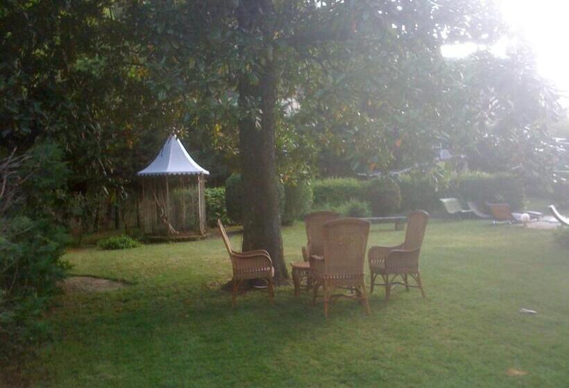 펜션 Chambres D Hotes Les Pratges