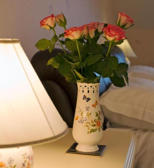 Пансион Englewood Lodge