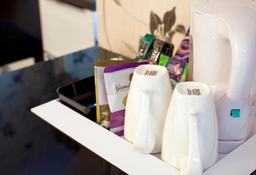 Пансион Englewood Lodge